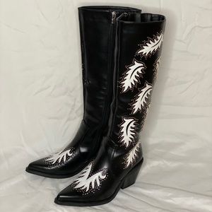 🕊Knee length vegan leather boots🕊